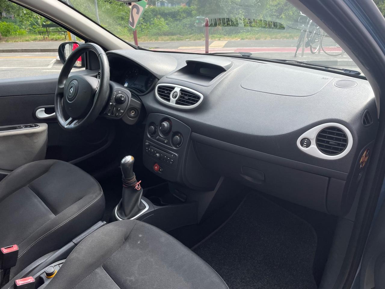 Renault Clio 1.2 16V 5 porte/1PROP/GARANZIA 12 MESI