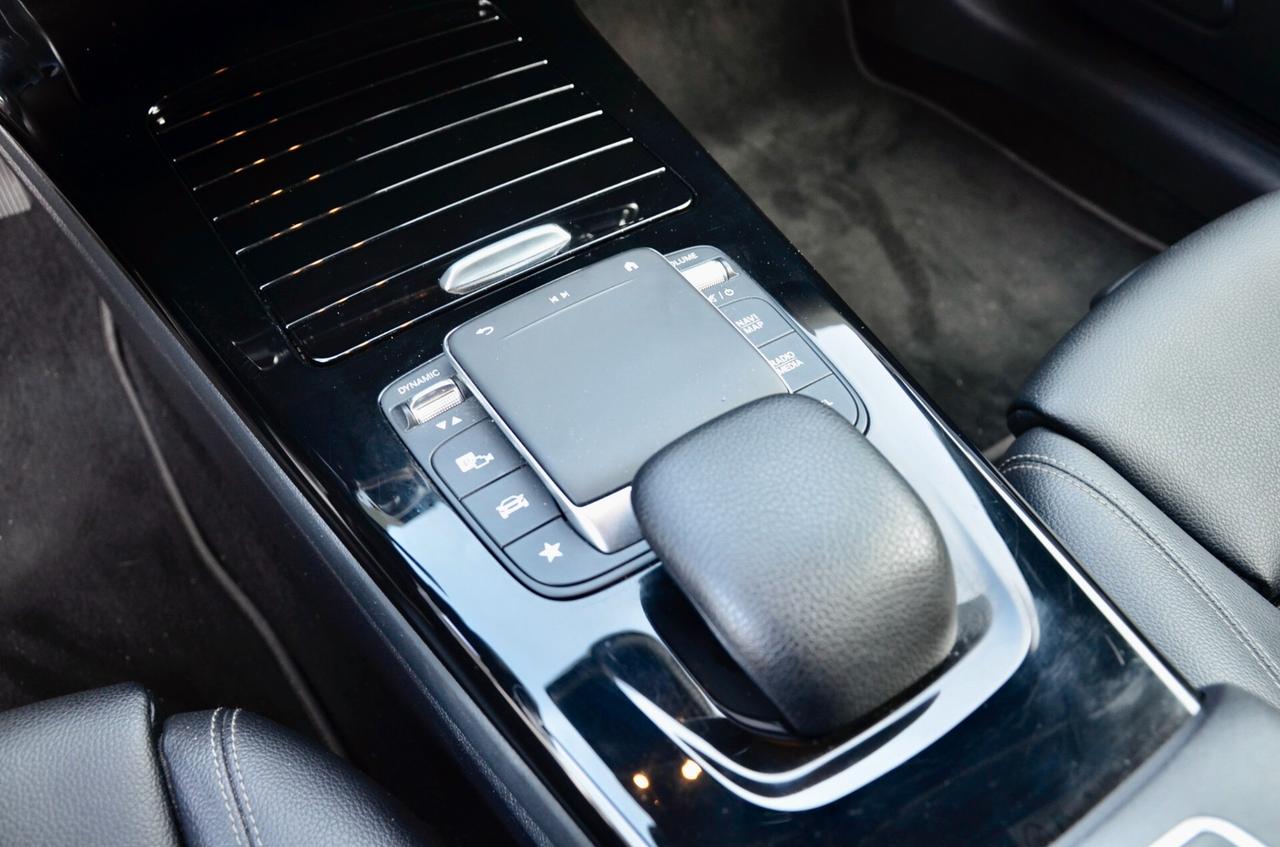 MERCEDES-BENZ A 200d SPORT NIGHT EDITION 150cv AUT, UFF ITALIANA, EURO 6D, NAVI, RETROCAMERA, FULL LED, 18", PERMUTE