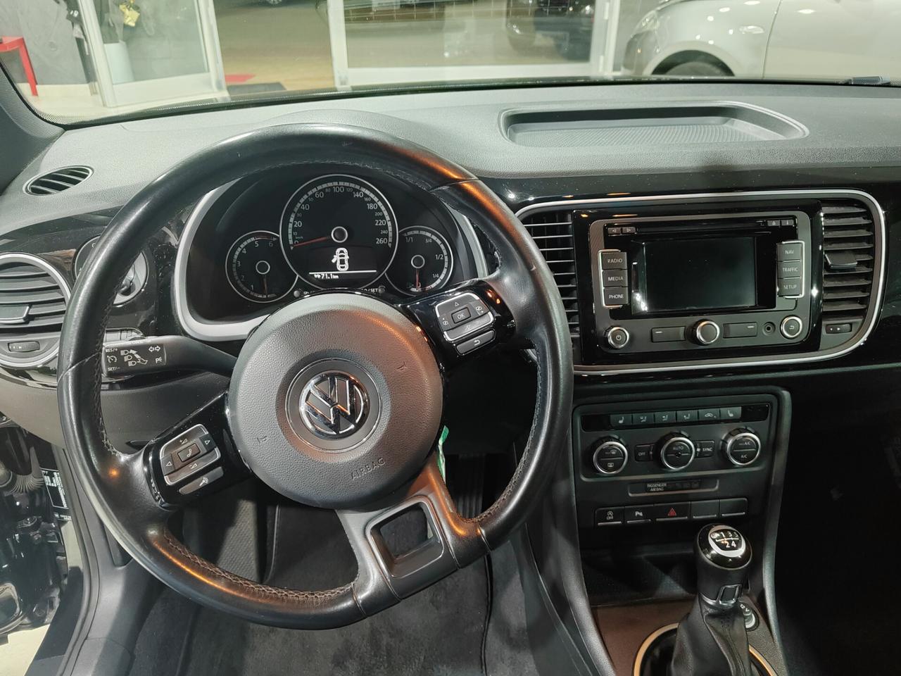 Volkswagen Maggiolino 1.6 TDI Design