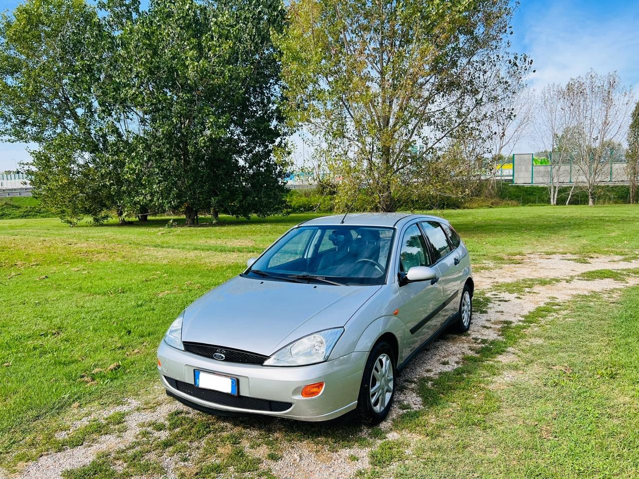 Ford Focus 1.6i 16V cat 5p. Ghia