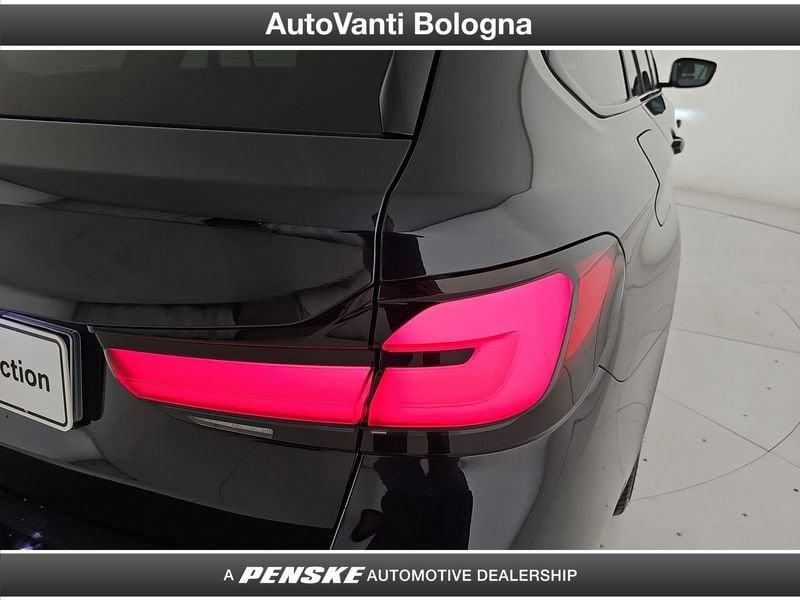 BMW Serie 5 530d Touring mhev 48V xdrive Msport auto