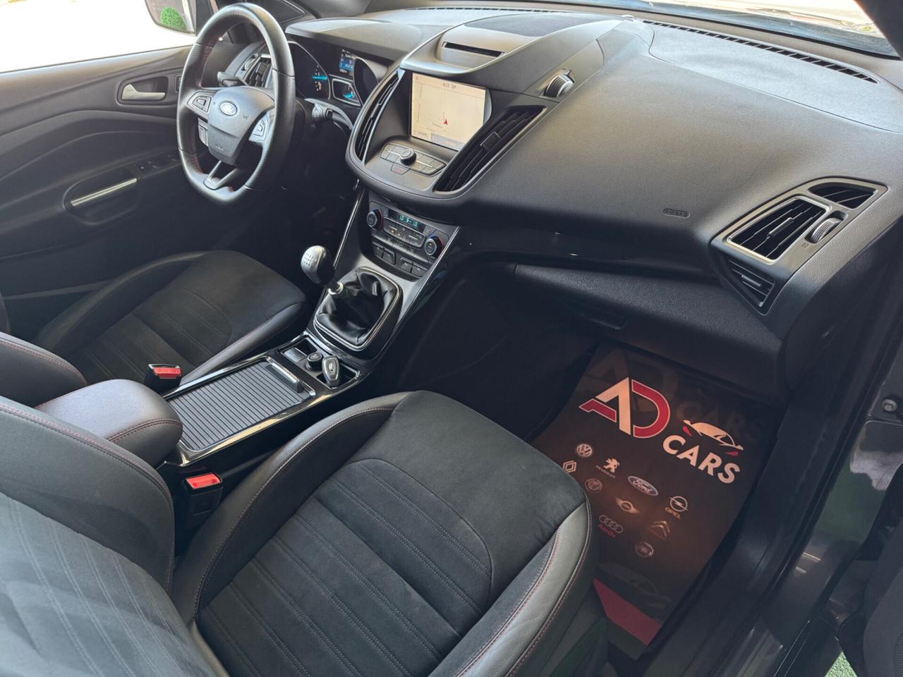 Ford Kuga 2.0 TDCI 120 CV S&S 2WD Powershift ST-Line