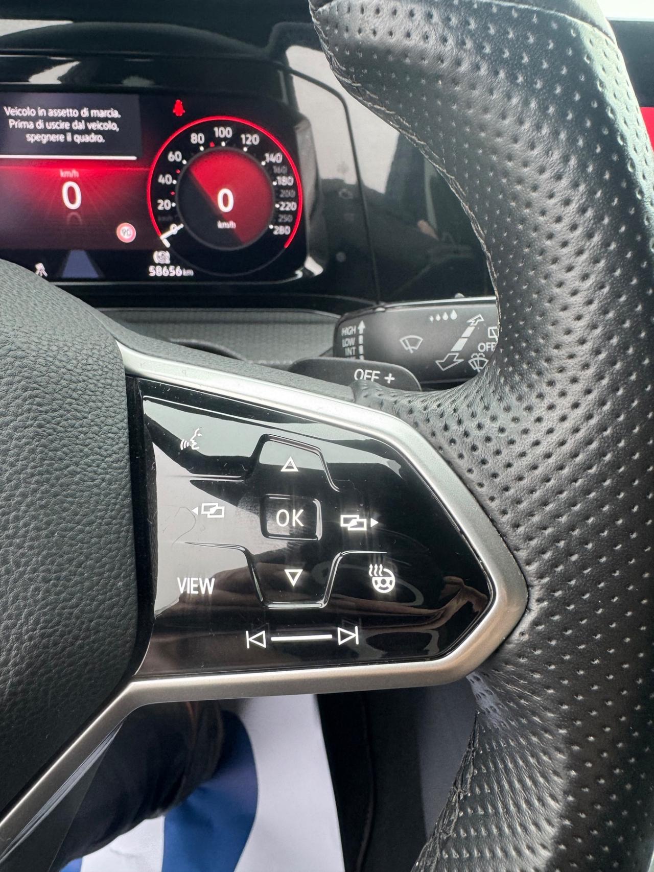 Volkswagen Golf GTI 2.0 TSI DSG