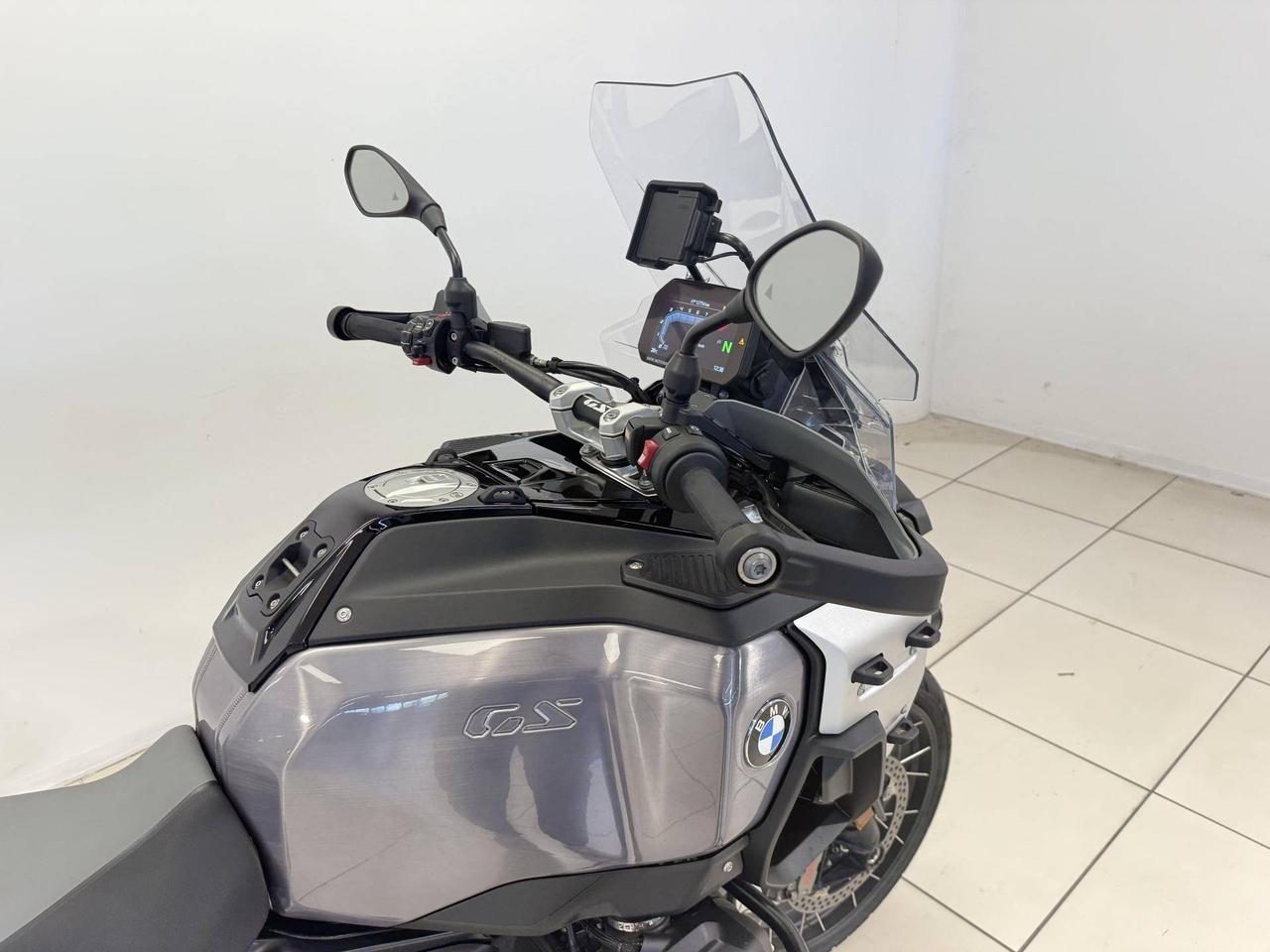 BMW R 1300 GS Adventure Triple Black