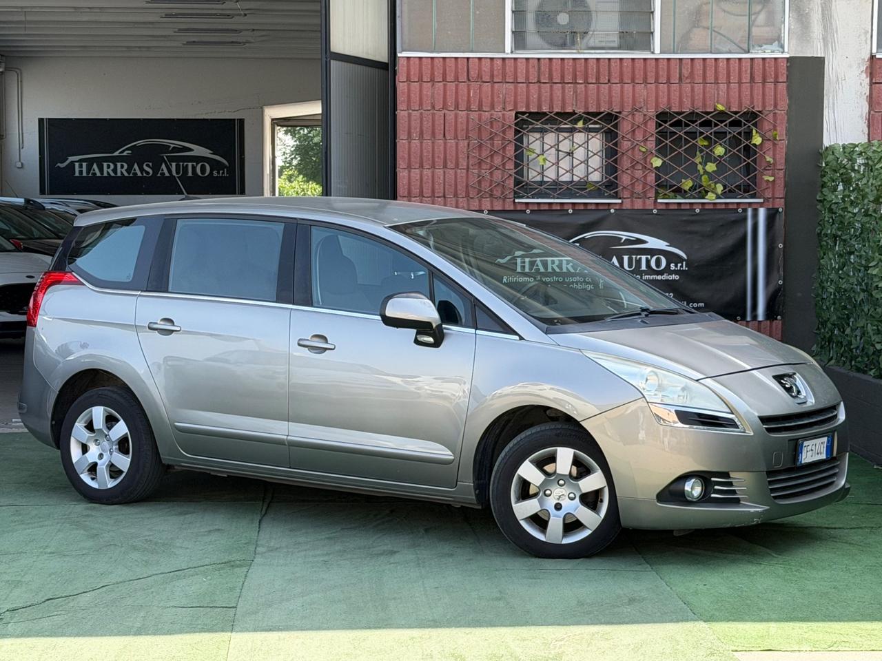 Peugeot 5008 1.6 HDi 110CV Premium