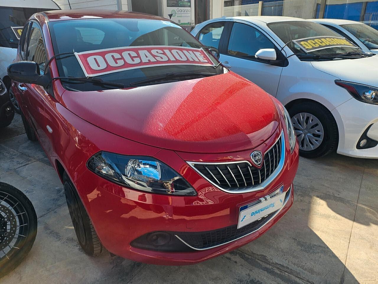 Lancia Ypsilon 1.0 FireFly Hybrid Ecochic Silver 11/2021