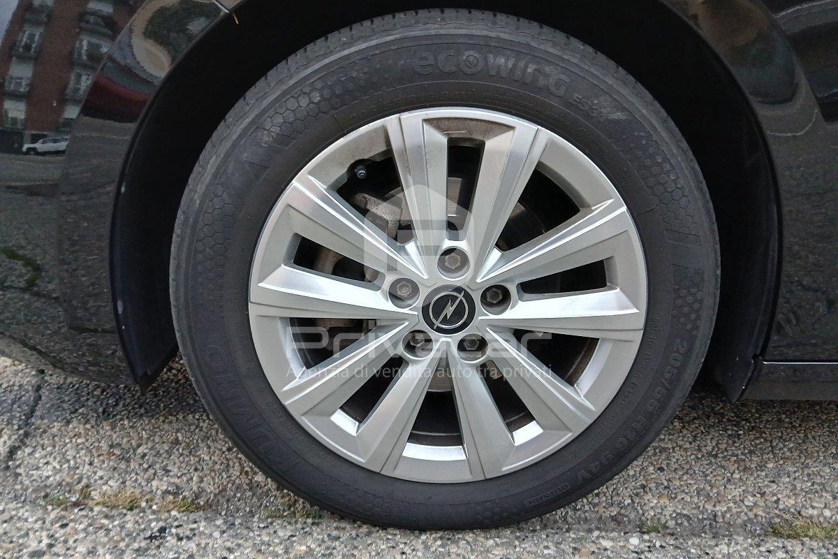 OPEL Astra 1.2 Turbo 110 CV Edition