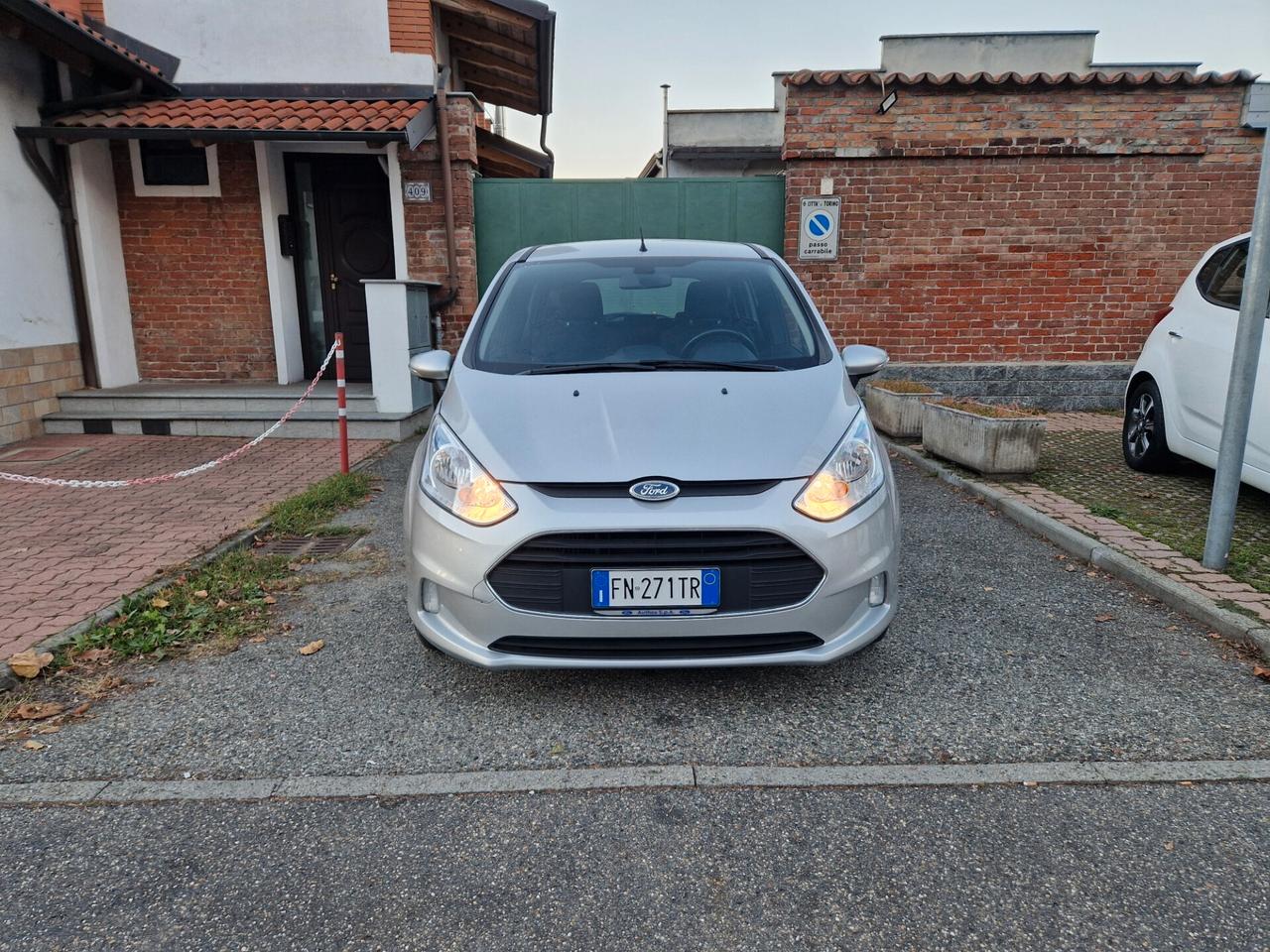 Ford B-Max 1.0 100CV "SOLO 27.400 km" Bluetooth, Fendinebbia