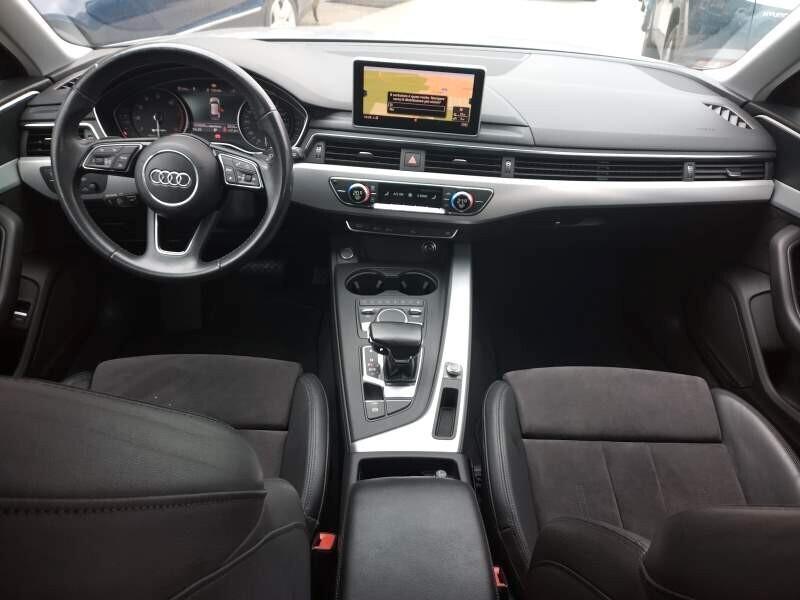Audi A4 Avant 2.0 TFSI g-tron S-LINE MATRIX LED, ACC, CERCHI 18!!!!