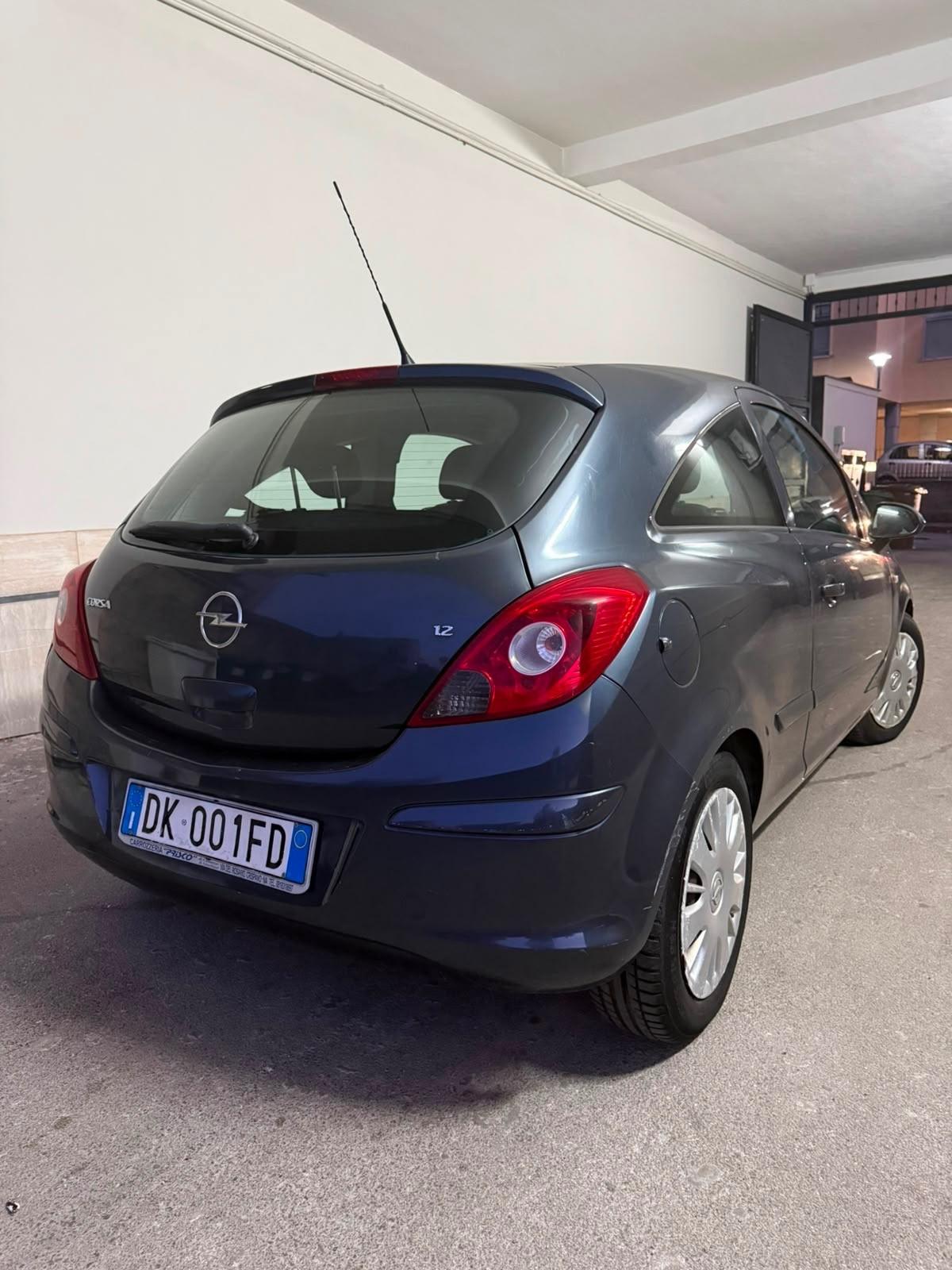Opel Corsa 1.0 12V 3 porte Club