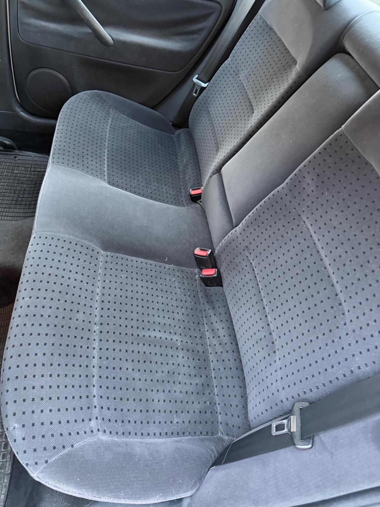 Volkswagen Passat 1.9 TDI/110 CV cat