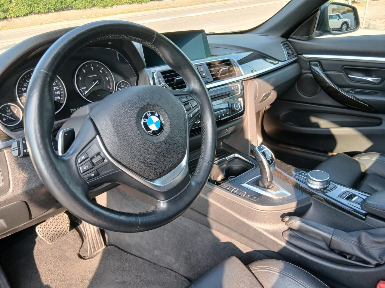 Bmw 420d Cabrio Luxury tua a € 312 mese