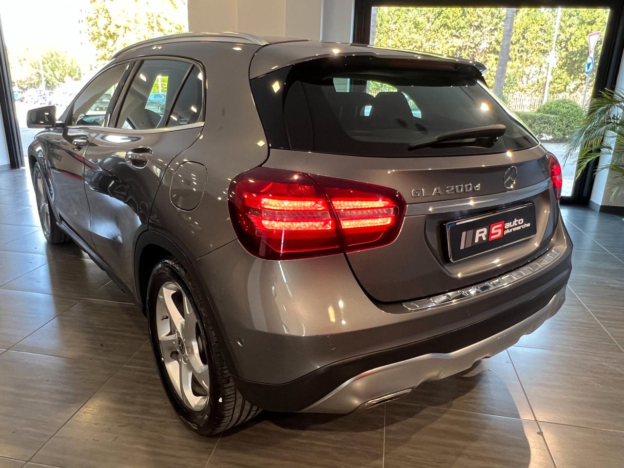 Mercedes-benz GLA 200 d Automatic Sport