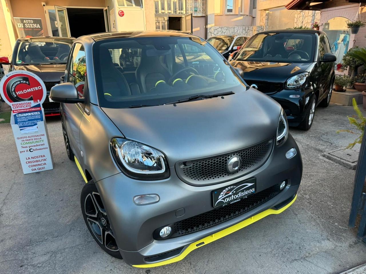 Smart ForTwo 90 0.9 Turbo twinamic Urbanrunner taylor made asphalthgold full