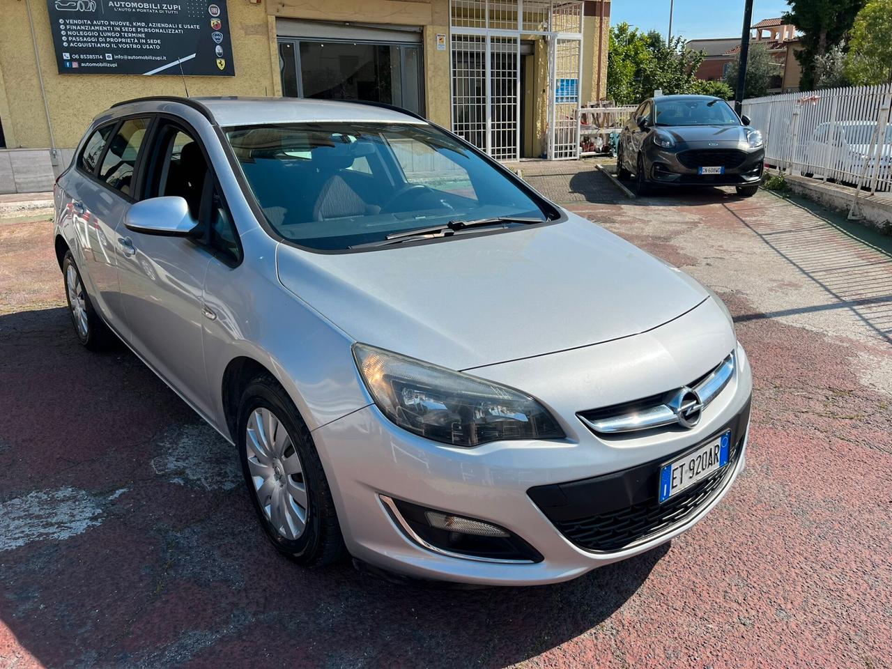 Opel Astra *PRONTA CONSEGNA*