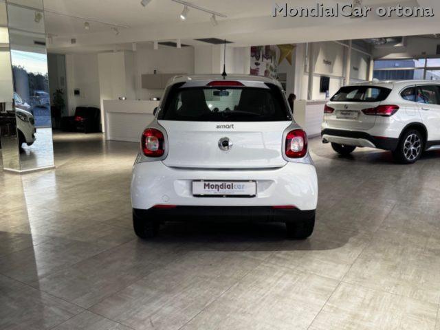 SMART ForFour 70 1.0 twinamic Youngster