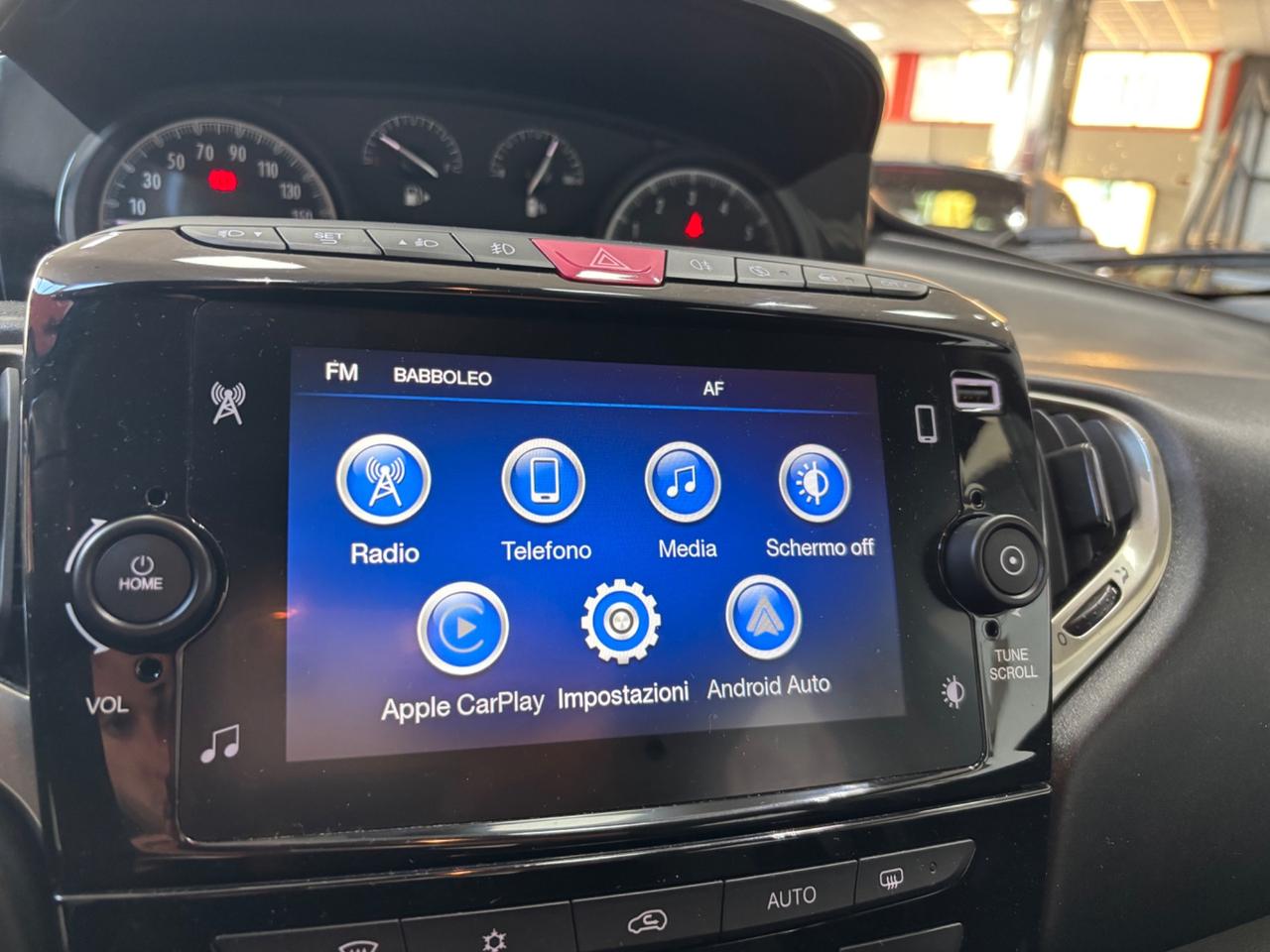 Lancia Ypsilon 1.0 FireFly 5 porte S&S Hybrid Ecochic Gold