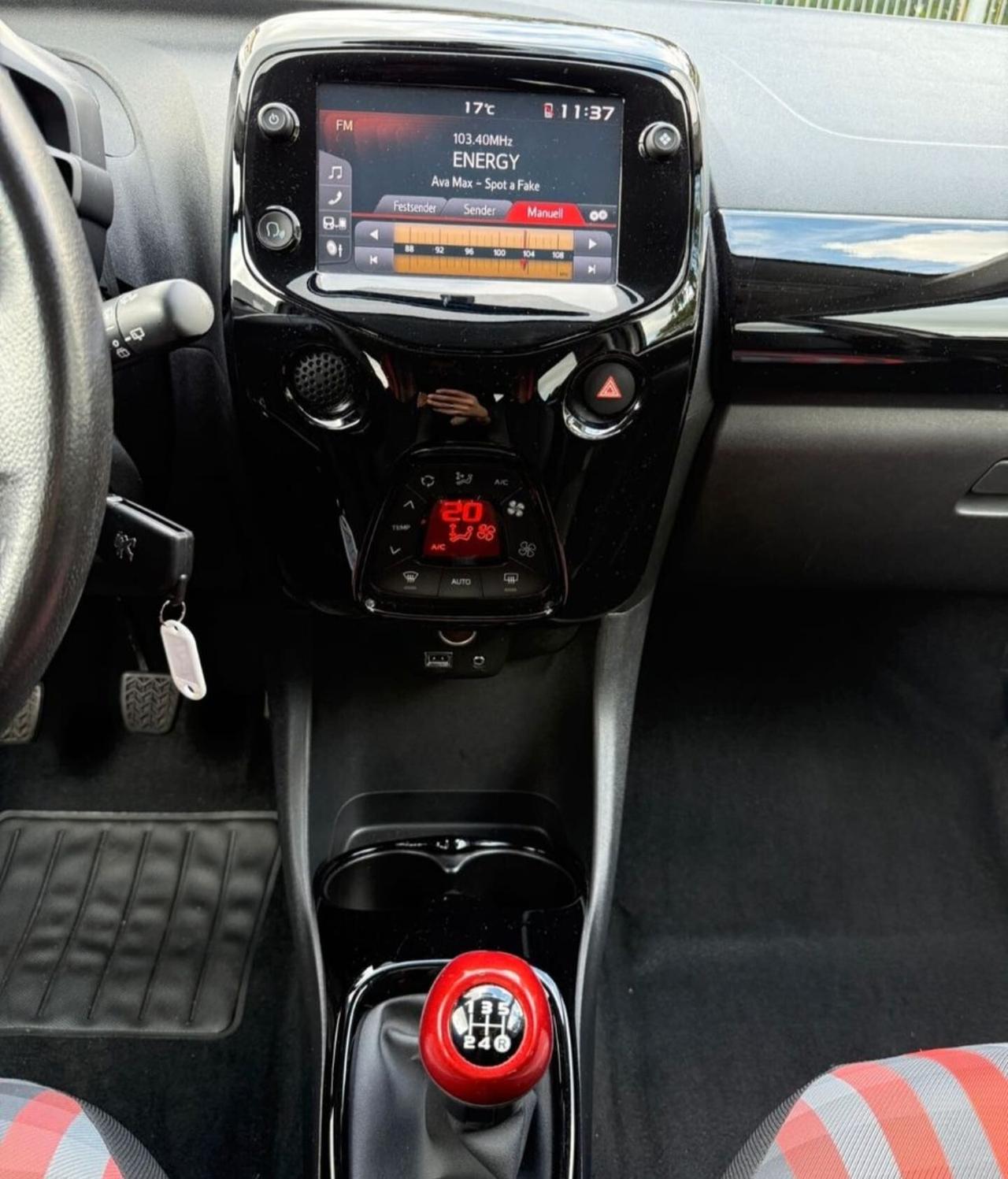 Peugeot 108 VTi 72 ETG 5 porte Allure TOP!