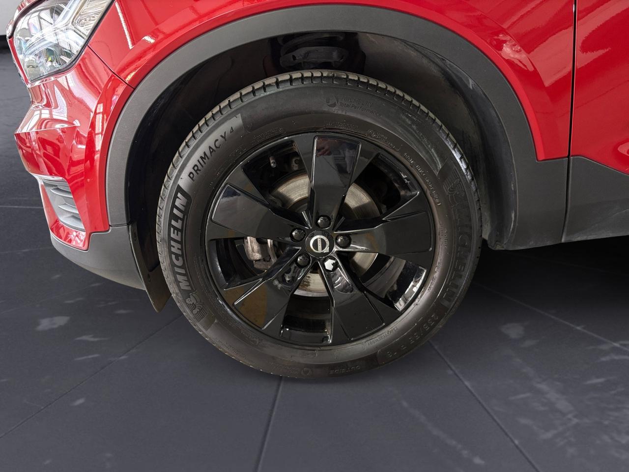 VOLVO XC40 1.5 t3 Momentum 156cv