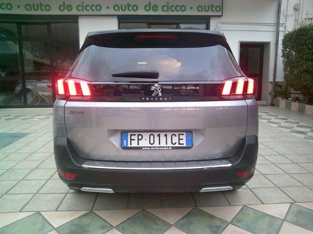 PEUGEOT 5008 BlueHDi 130 S&S Crossway