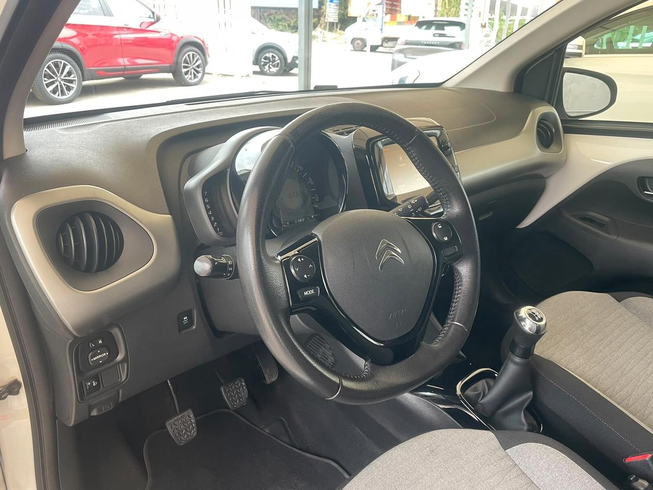 Citroen C1 PureTech 82 5 porte Shine
