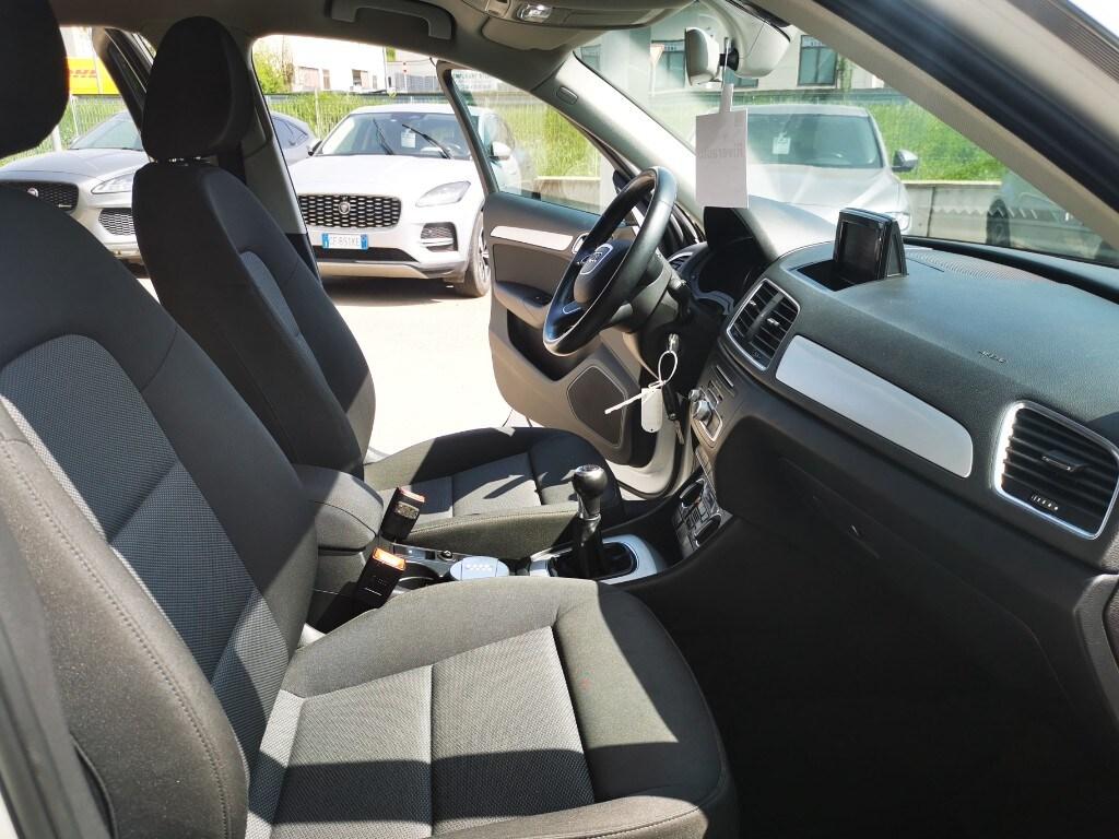 AUDI Q3 Q3 2.0 TDI 120 CV Business