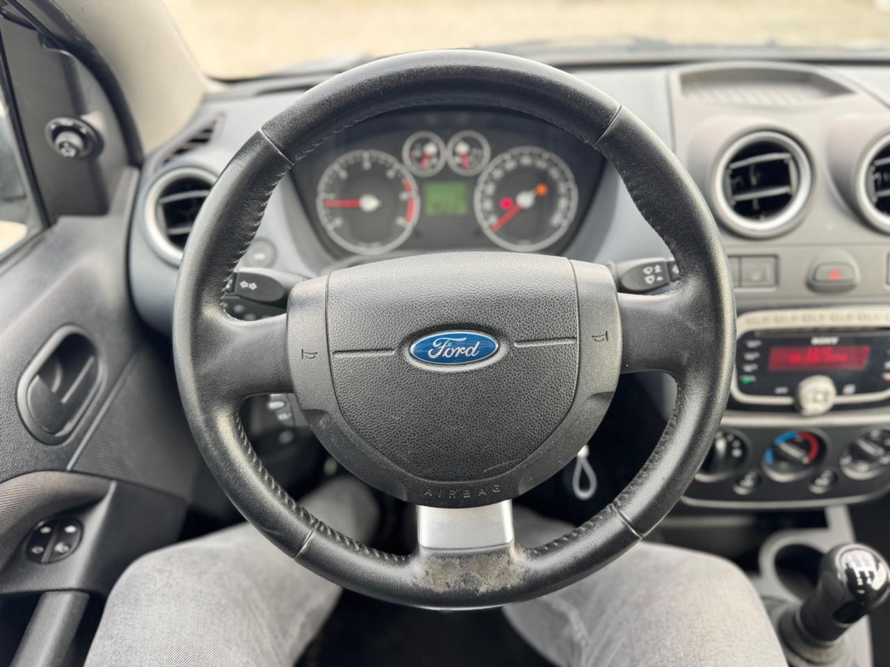 Ford Fiesta 1.4 TDCi 3p. Ghia