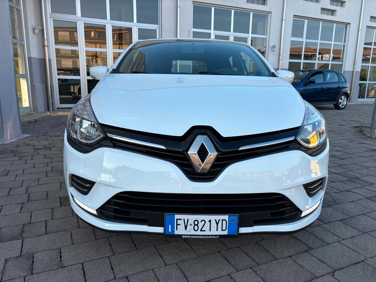 Renault Clio 1.5 dCi 75 CV 5 porte Moschino Intens