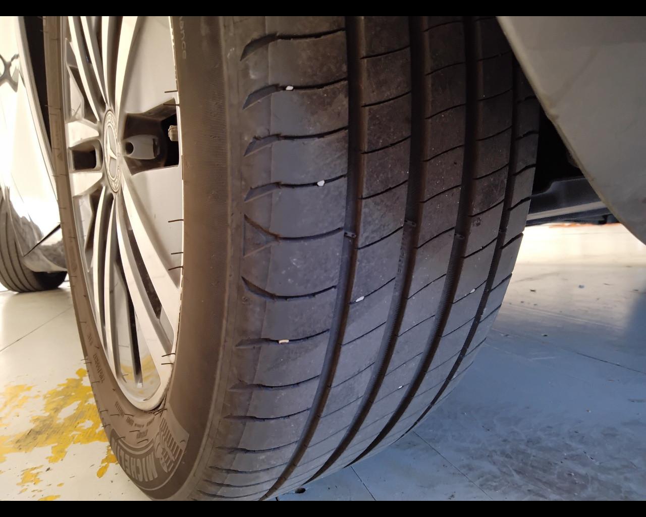 Mercedes-Benz Classe A - W177 2018 - A 180 d Sport auto