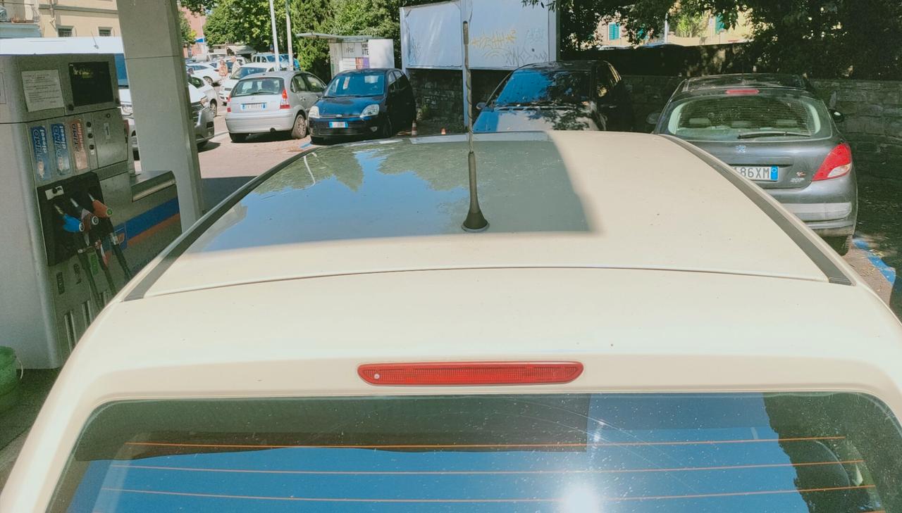 Lancia MUSA 1.3 Multijet 70 cv Argento