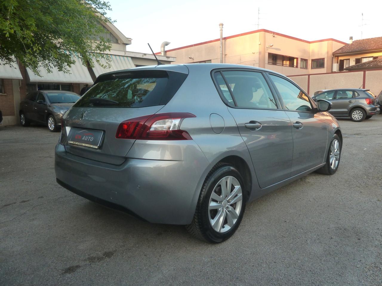 Peugeot 308 1.6 HDi 92 CV Active