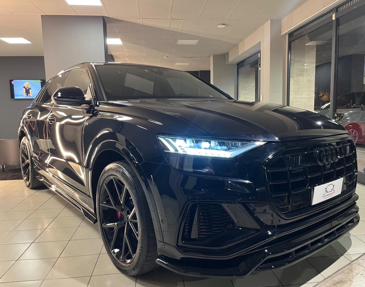 Audi Q8 45 TDI quattro S-Line Matrix/Tetto iva ESPOSTA!!