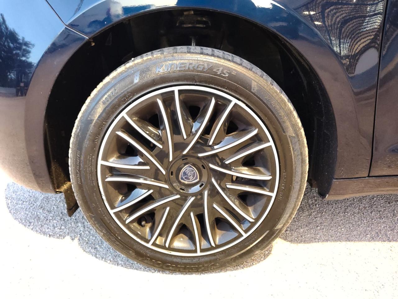 Lancia Ypsilon 1.3 MJT 16V 95 CV 5 porte S&S Platinum