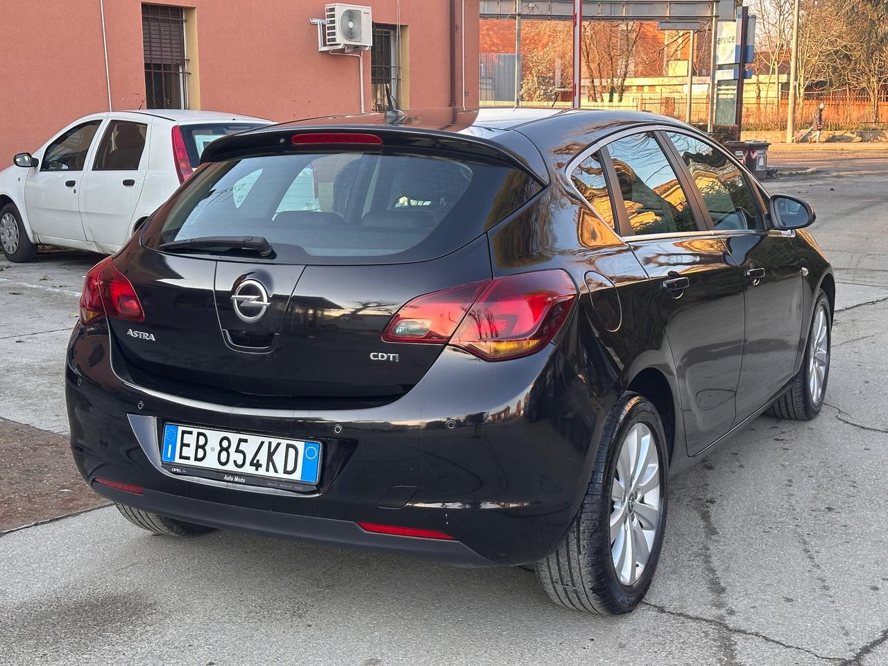 Opel Astra 1.7 CDTI 110CV 5 porte solo 120mila km