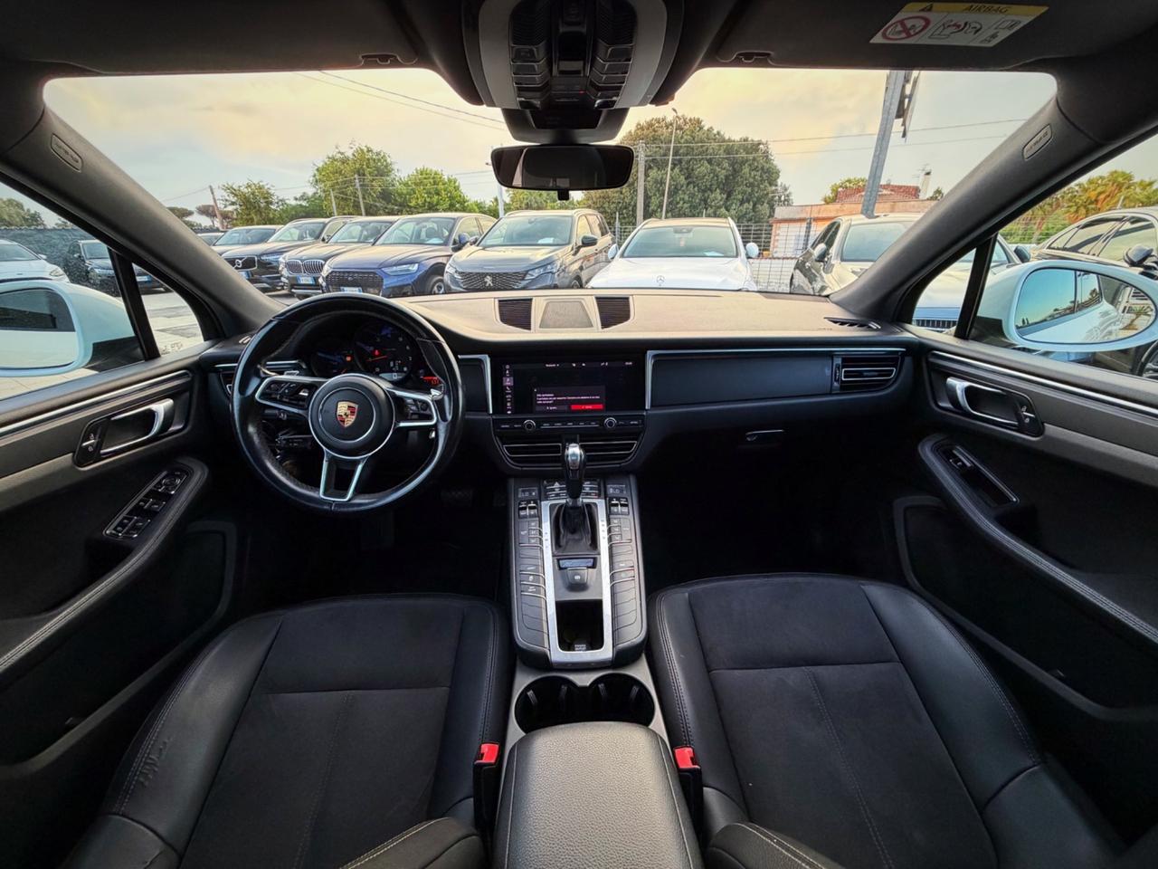 Porsche Macan 2.0 Full Optional Garanzia 12 Mesi