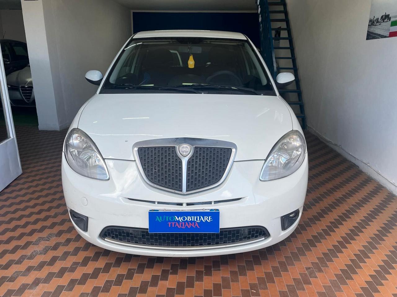 Lancia Ypsilon 1.4 Ecochic GPL