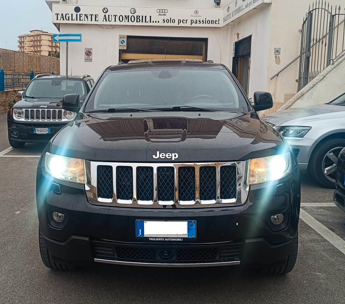Jeep Grand Cherokee 3.0 CRD 241 CV Overland (turbodiesel)