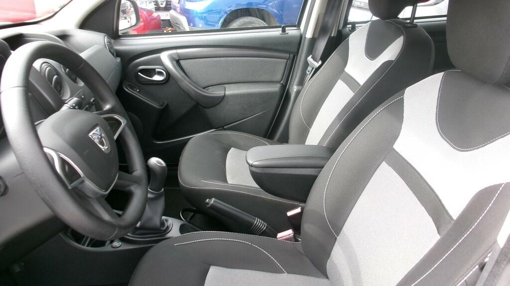 Dacia Duster 1.6 Laureate 4x2