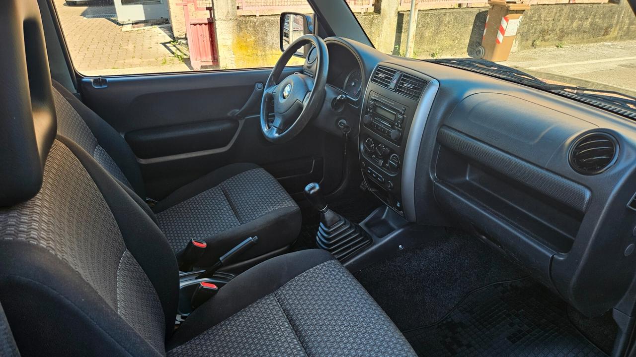 Suzuki Jimny 1.3 vvt Special 4wd E5 GANCIO TRAINO-SENSORI