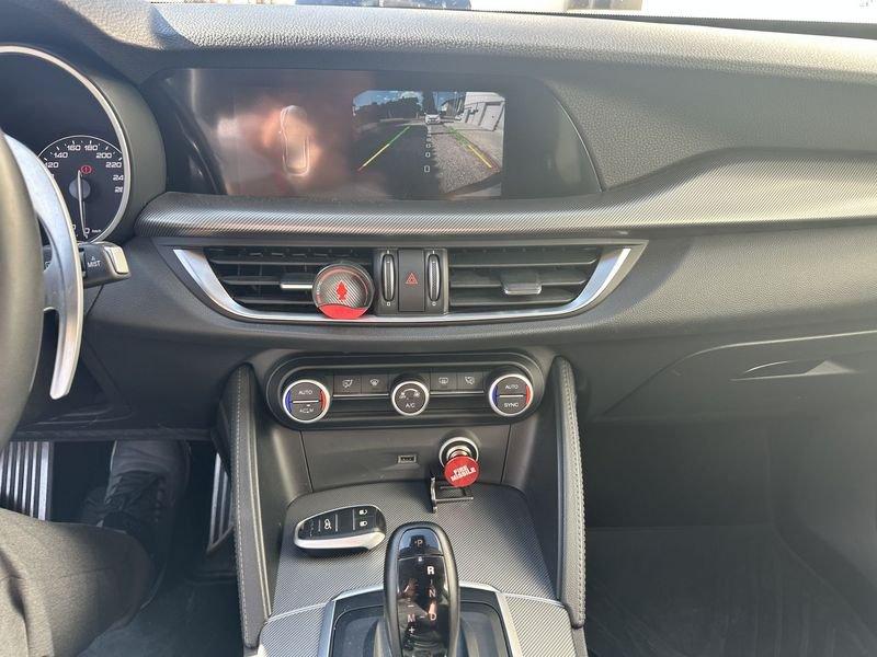 Alfa Romeo Stelvio 2.2 Turbo Diesel 210CV AT8 Q4 Executive