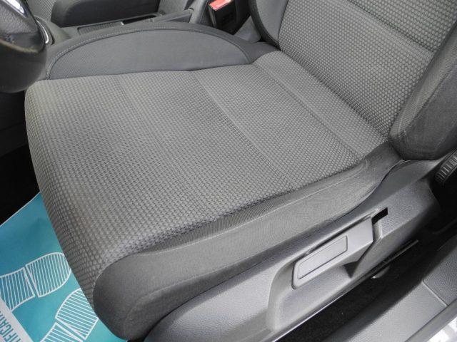 VOLKSWAGEN Golf 2.0 TDI DPF 5p. Comfortline -OK NEOPAT.-UniPROPR.