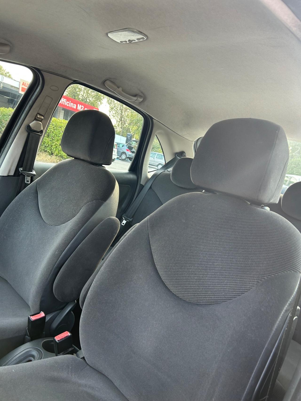 Citroen C3 1.4 cc full optional metano 2029