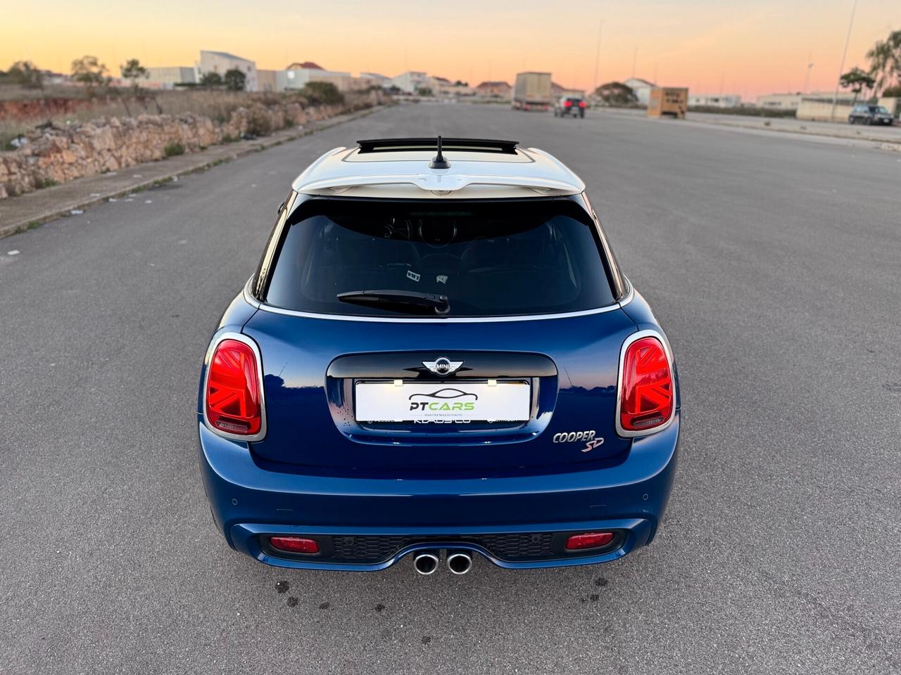 Mini Cooper SD 5 porte Tetto*Auto*Led