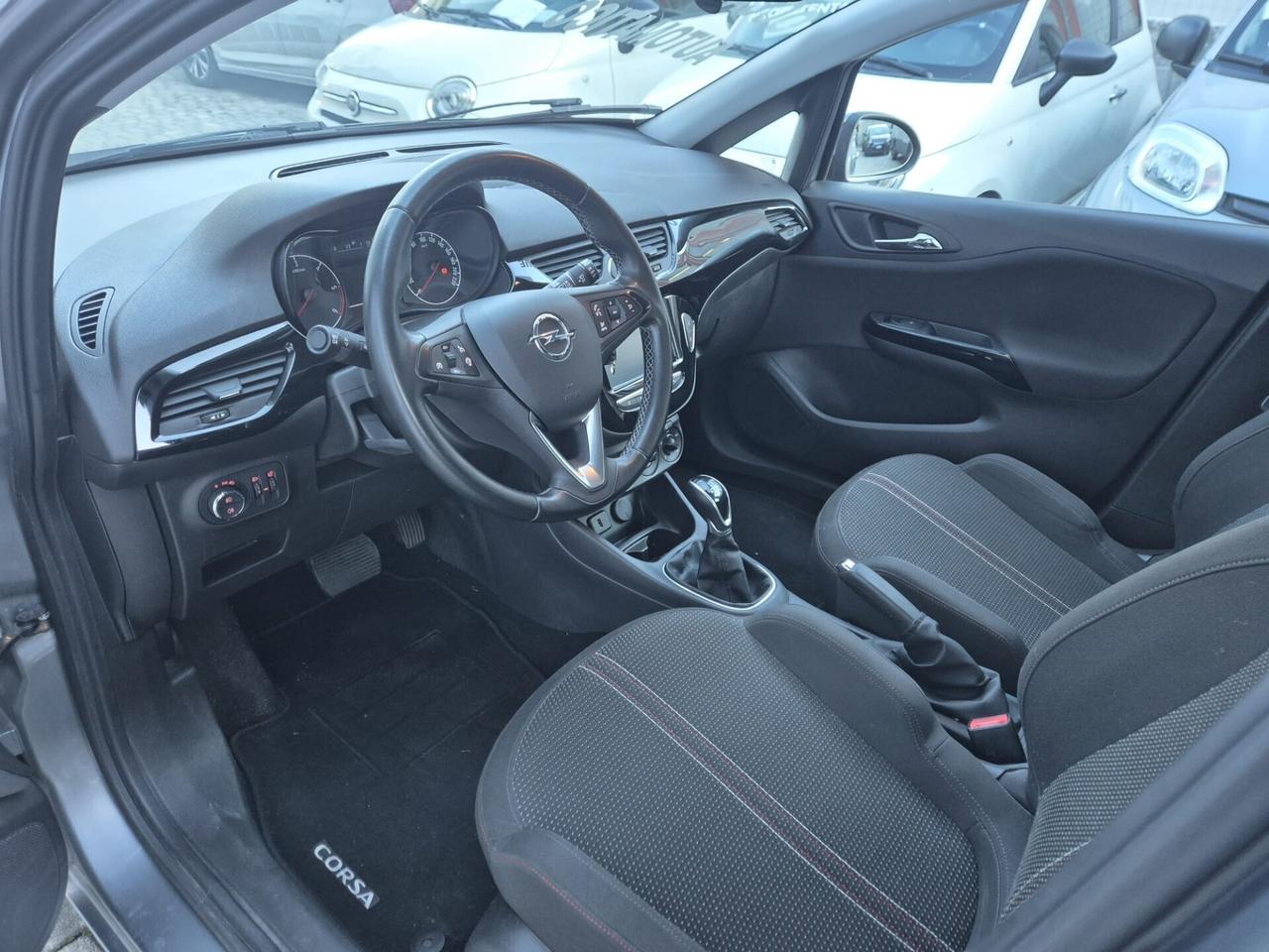 Opel Corsa 1.3 DIESEL - CAMBIO AUTOMATICO