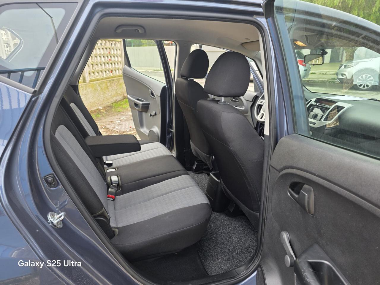 Kia Venga 1.4 EcoGPL Cool 10/2016 CRONO CASA MADRE