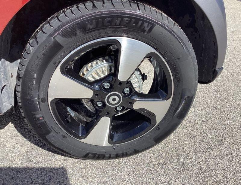 smart fortwo EQ PASSION 4,6KW