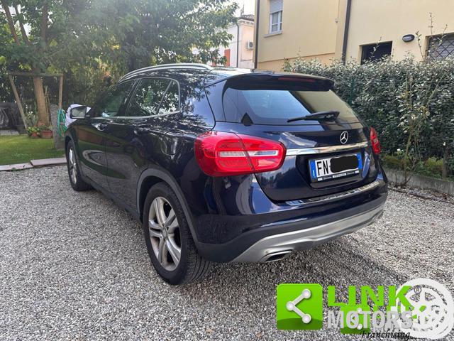 MERCEDES-BENZ GLA 180 D