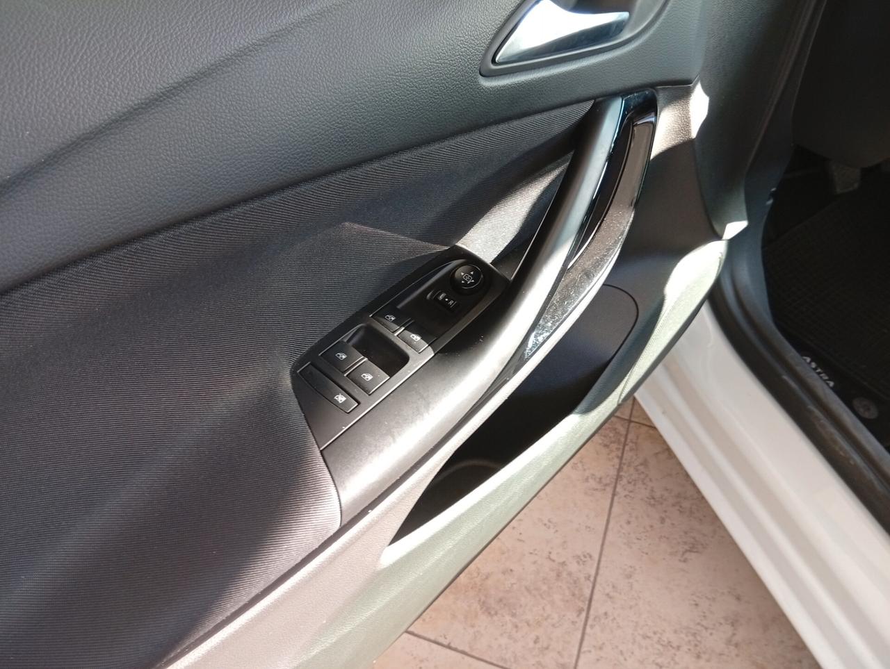 Opel Astra 1.6 CDTi 110CV Start&Stop Sports Tourer Business