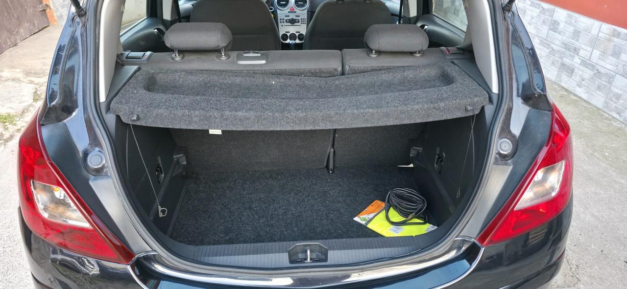 Opel Corsa 1.2 80CV 5 porte GPL-TECH Club neopatentati