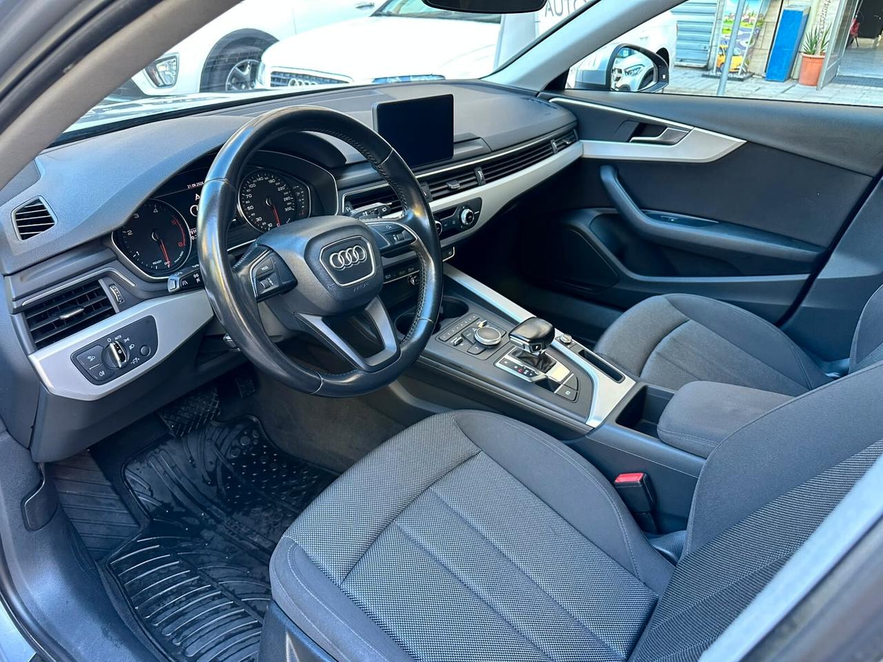 Audi A4 Avant 2.0 TDI 190 CV ultra S tronic Sport